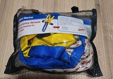 West Marine Child Safety Harness 270820 Fits Chest Size 32"