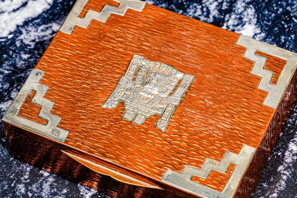 Joyero vintage de metal limpio cobre plata esterlina Sudamericano Perú Inca Foto 3 de 4