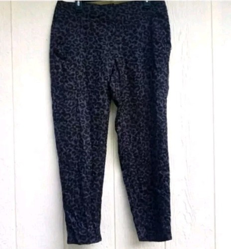Ann Taylor Leopard Print Pants Gray Black Lightweight sz 8 Career Dark Academia - Picture 1 of 4