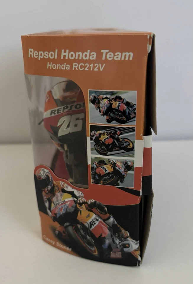 NewRay Repsol Honda Team Honda RC212V  Dani Pedrosa No 26 1:12 Diecast 2013 NIB - Image 3 of 4