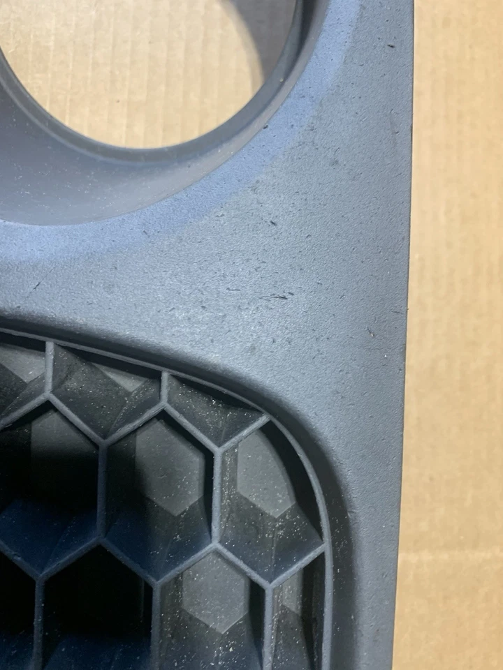 08 09 PARAGOLPES DELANTERO IZQUIERDO LADO CONDUCTOR PONTIAC G8 CUBIERTA ANTINIEBLA REJILLA 92201769 Foto 4 de 4