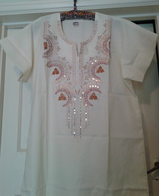 HW BRSY Ägypten cremefarbene Pailletten Kurta & Gold gehäkelte Perlen Mütze Gr. 2