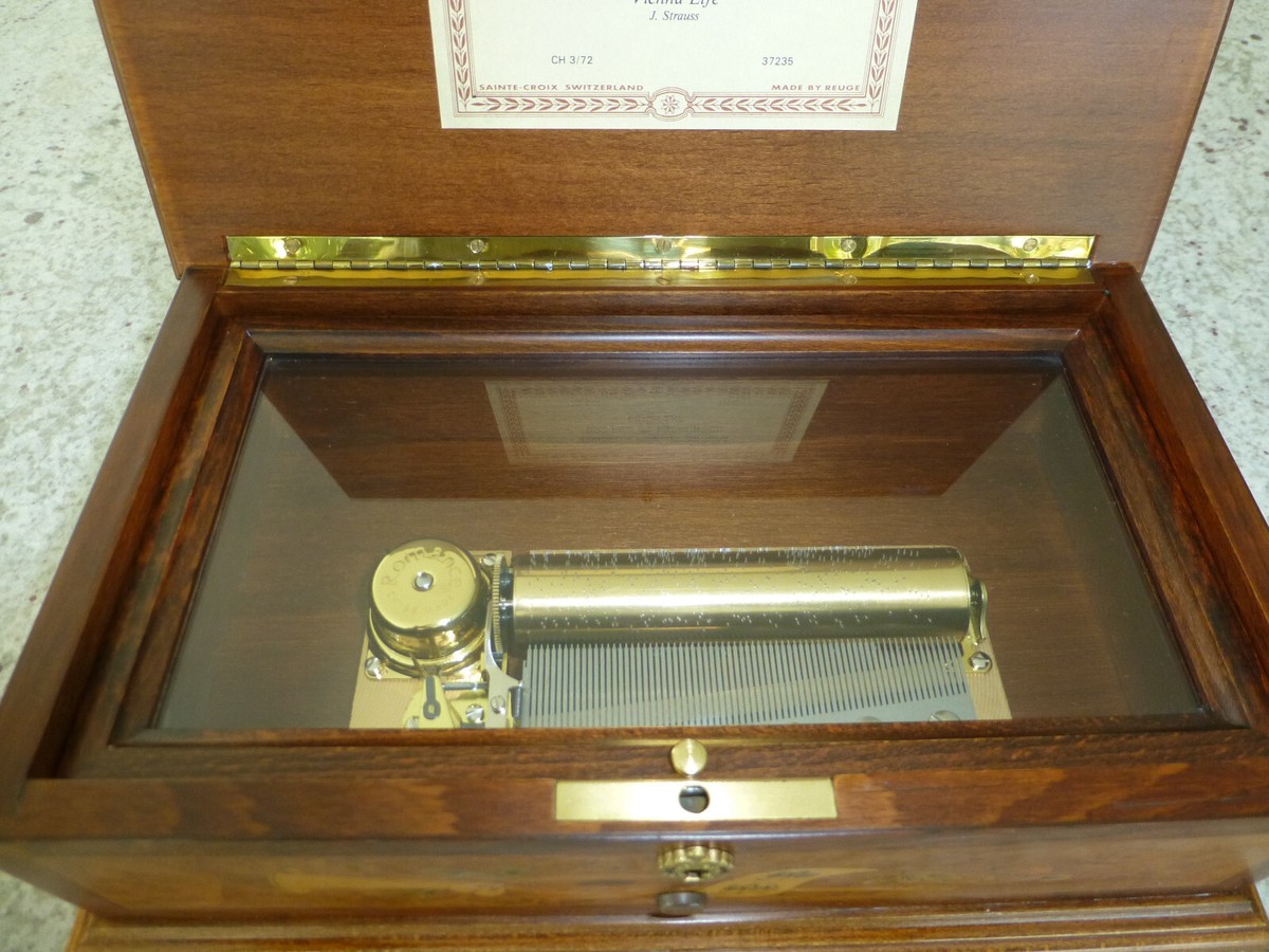 Vintage Swiss Reuge Romance Music Box 72 Key Play 3 Songs (Watch