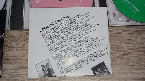 London Calling The Clash 25th Anniversary CD/DVD Booklet Very Good Condition - Picture 5 of 8