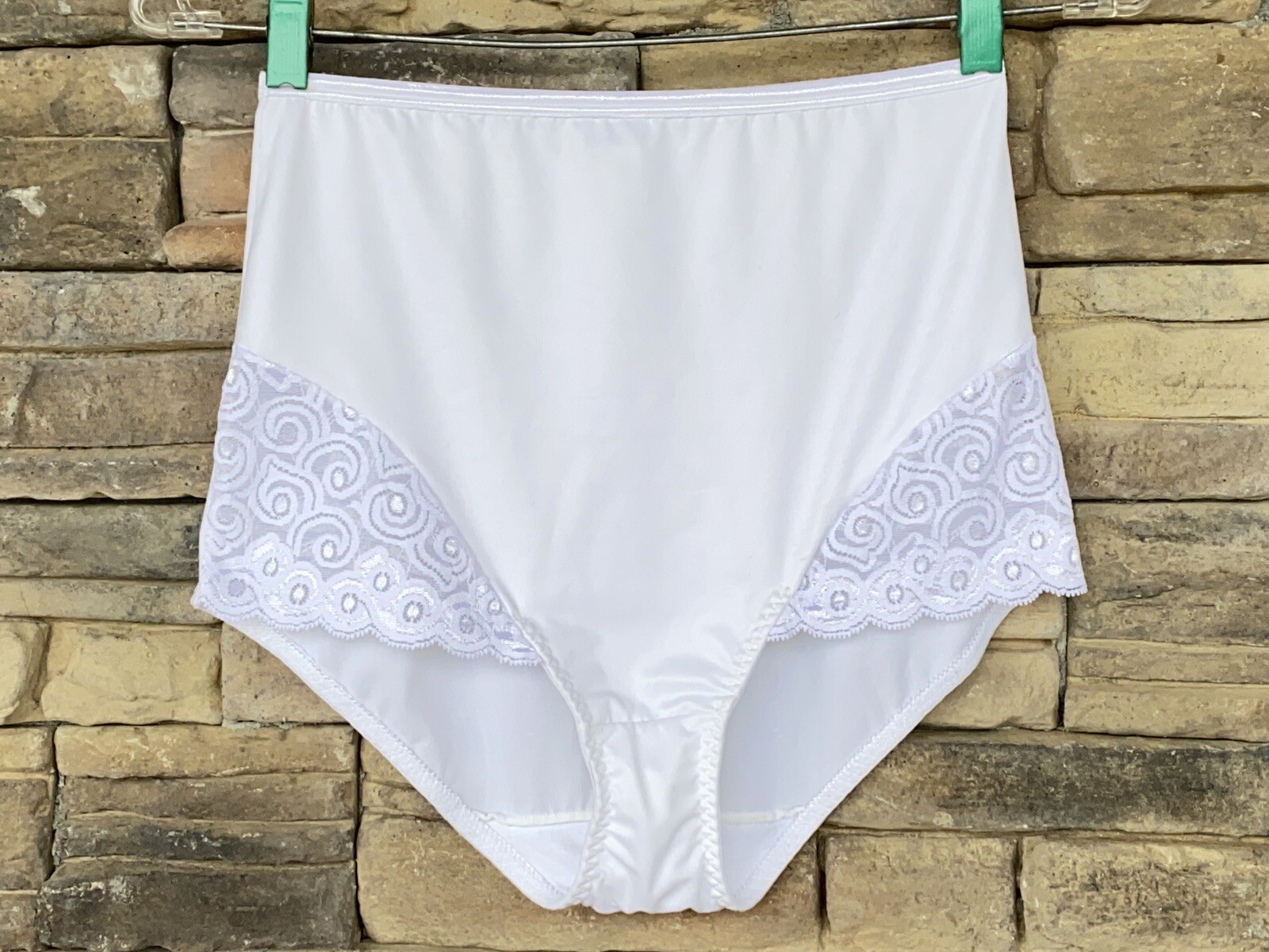 Bali Nylon 8054 XL Bikini Panties Underwear White Hi… Gem