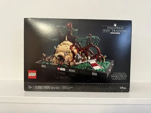 LEGO Star Wars: Dagobah Jedi Training Diorama (75330)