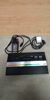 atari 2600 konsole mit originalem zubehörpaket funktionsfähig