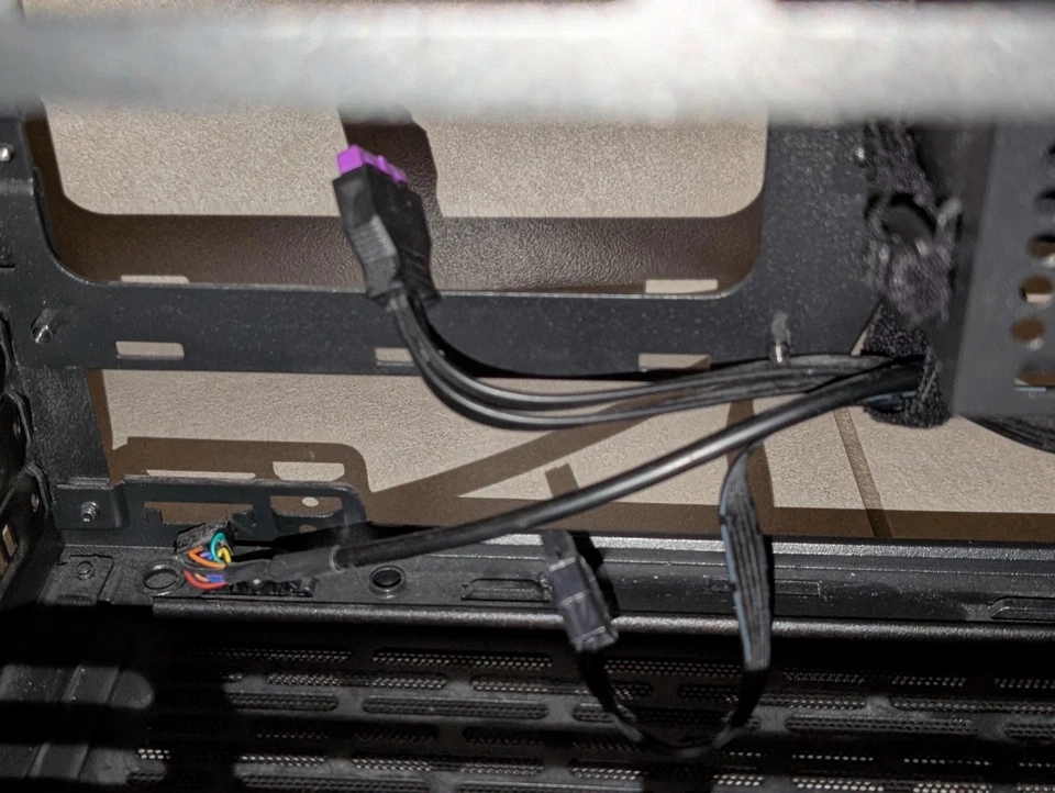 Cooler Master MasterBox NR200P | Mini-ITX Gehäuse mit optionalem Sichtfenster - Bild 3 von 4