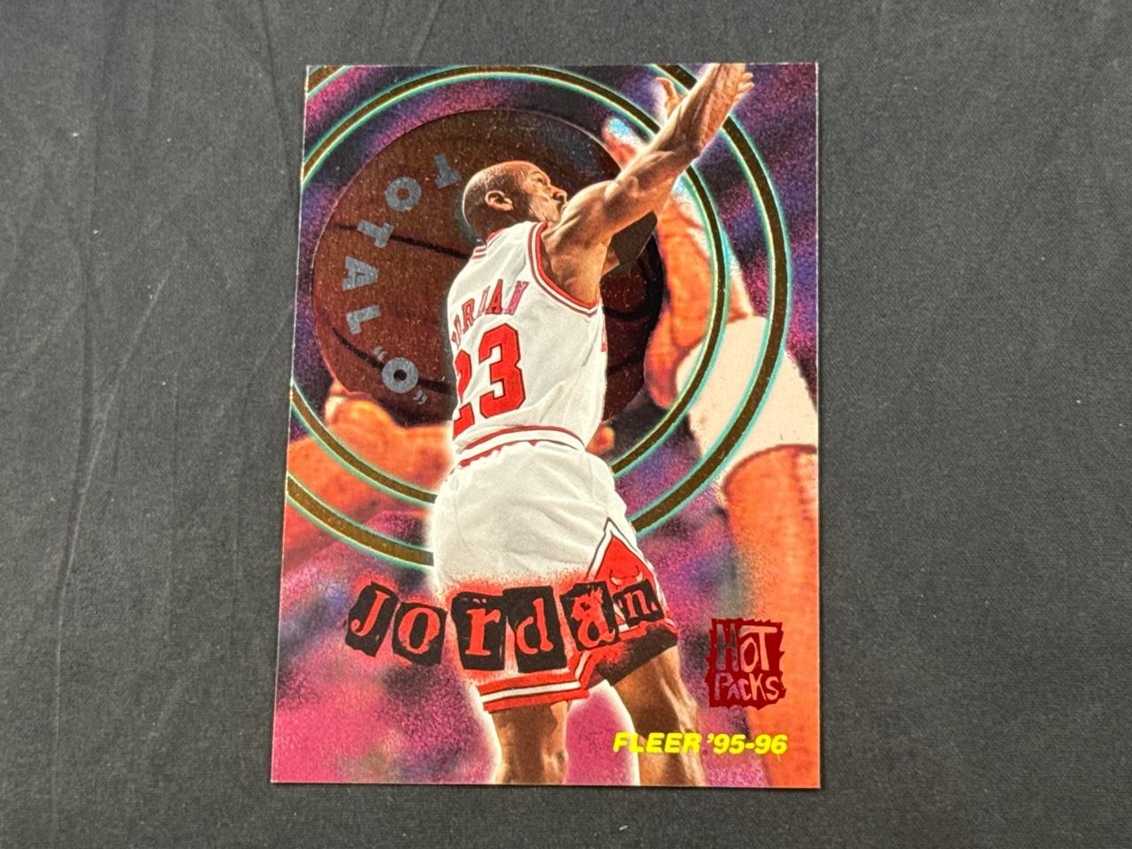 1995-96 FLEER NBA BASKETBALL MICHAEL JORDAN #2 TOTAL "O" HOT PACKS CHICAGO BULLS