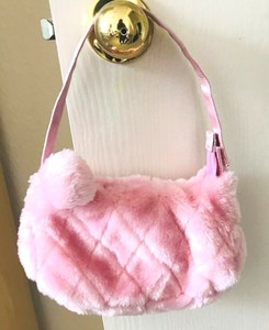 pink fluffy bolsas