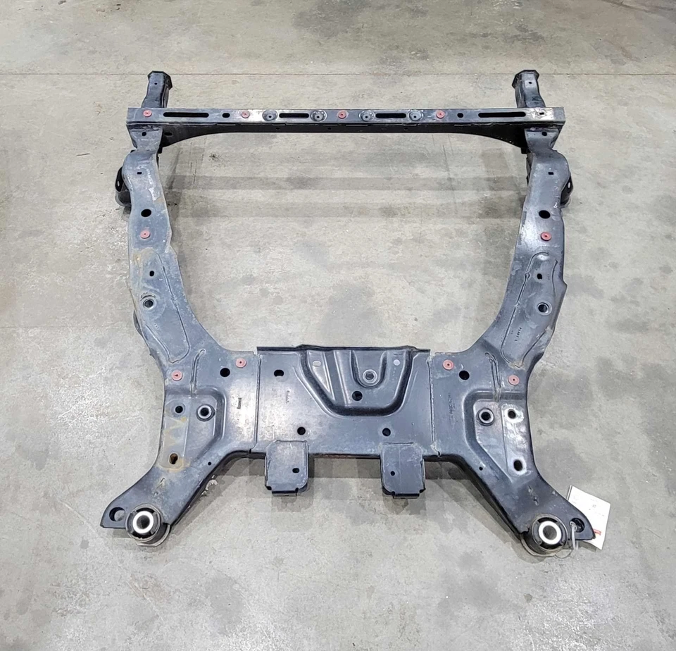 Subchasis travesaño delantero Ford Fusion 2013-2020 pieza original OEM HG9Z5C145C Foto 2 de 4