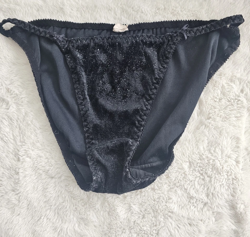 Bragas Bikini Negro Terciopelo Brillante Edición Limitada Talla Mediana Foto 4 de 4