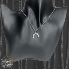Womens Silver Tone Crescent Moon Charm Pendant Chain Necklace Alloy Jewelry
