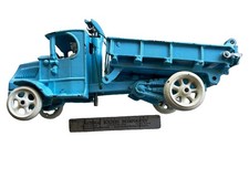 Arcade Mfg. Co. Vintage Blue Metal Tow Truck Wrecker White Wheels. Circa 1920s. Arcade Mfg. Co. Vintage Blue Metal Tow Truck Wrecker White Wheels. Circa 1920s.
