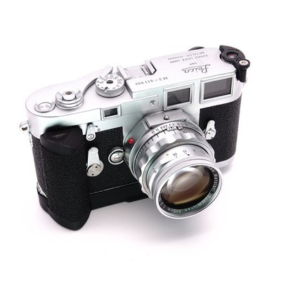 Ausgeknipst Handgriff für Leica M3, M6, M6 new, M7, M4 / Arca Swiss Stativplatte
