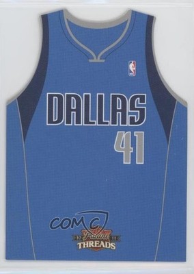 2010-11 Panini Threads Team Threads Away Dirk Nowitzki #9 HOF e3v