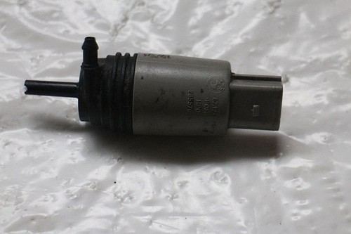Wasserpumpe Spritzwasserpumpe BMW 5 (E60) 525D 67126934159