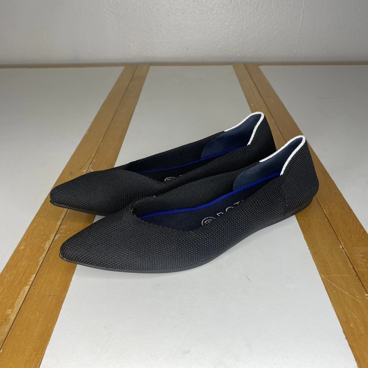 Rothy s Women s 7.5 Black Pointed Toe Flats Solid Machine Washable Shoes