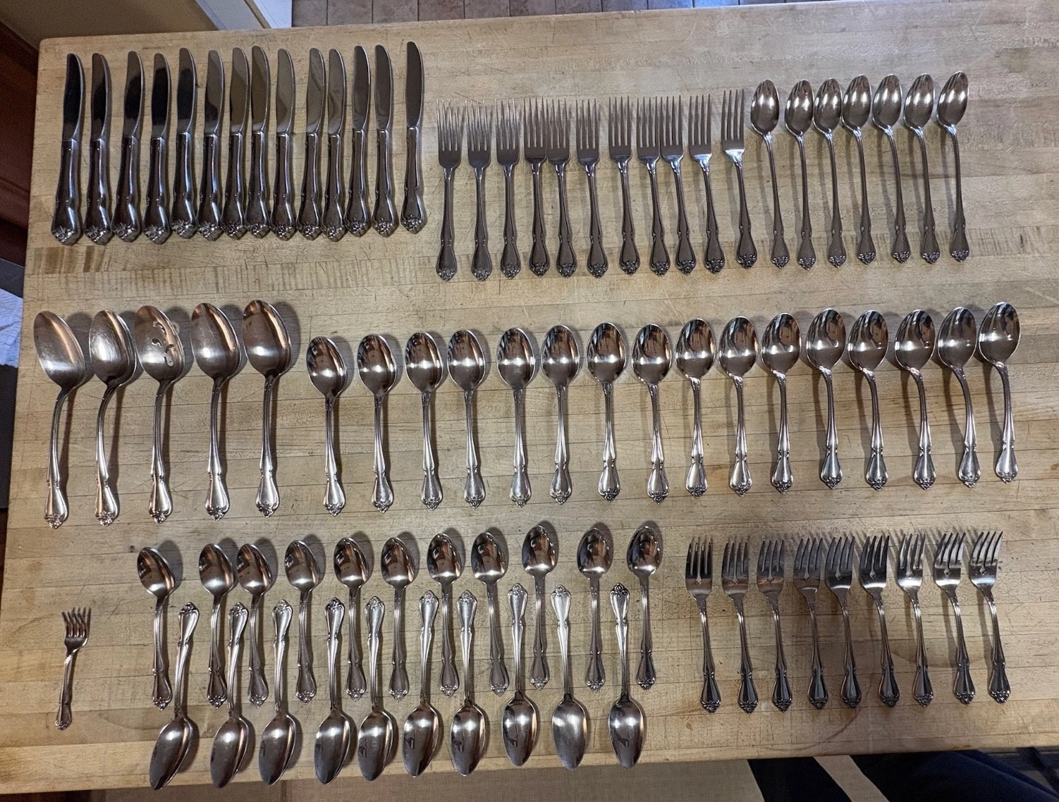 Huge LOT 84 Pieces ARBOR ROSE - TRUE ROSE Stainless ONEIDA 1881 Rogers BUNDLE