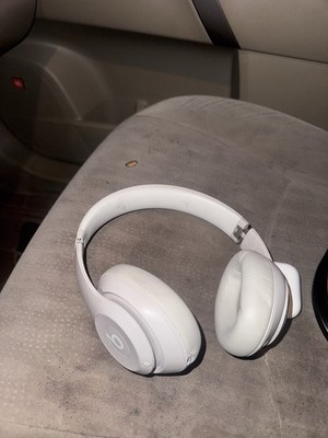 Beats by Dr. Dre Studio Pro Over-the-Ear Wireless Headphones - Sandstone 