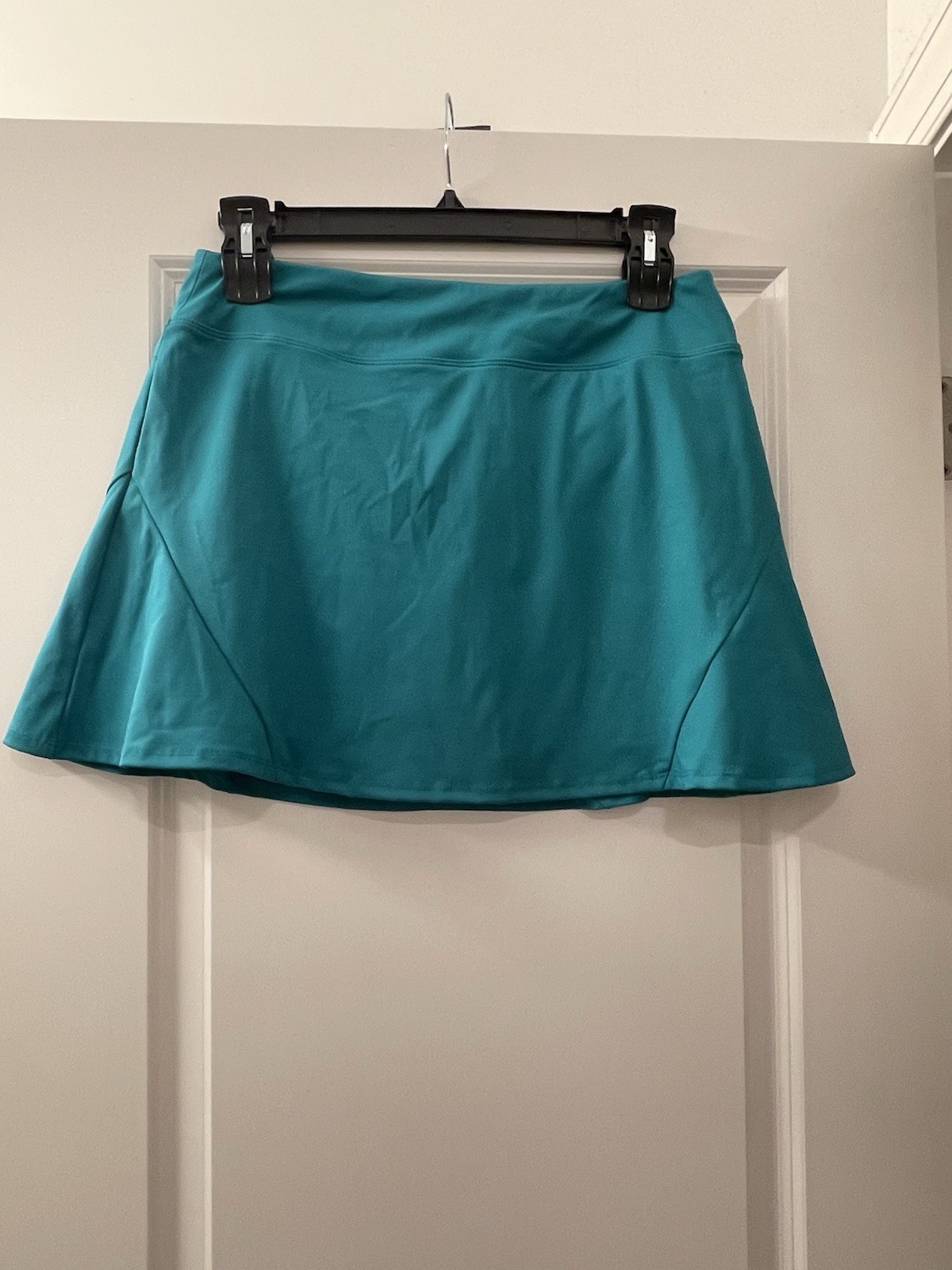 Tommy Bahama Women's Large Active Skort for Tennis Golf in Green Polyester