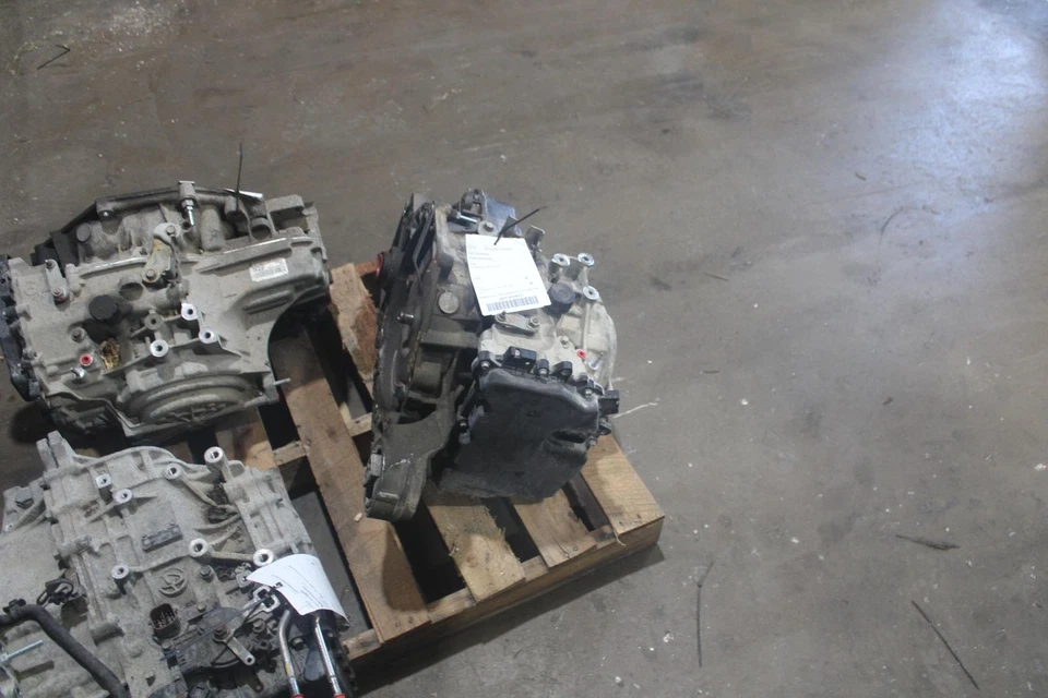Used Automatic Transmission Assembly fits: 2012 Chevrolet Equinox AT 6 Speed FWD Foto 2 de 4