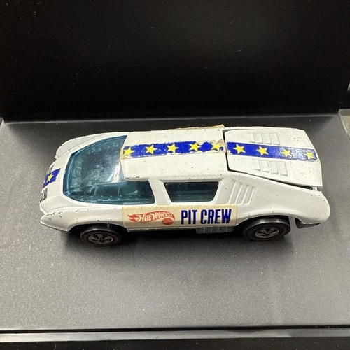 Hot Wheels Redline 1971  Pit Crew Car Beautifully Restored With Display Case