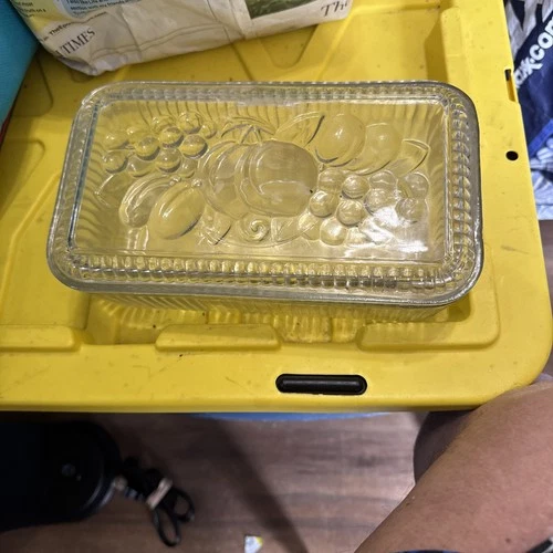 Vintage Anchor Hocking Clear Glass Ribbed Refrigerator Dish with Fruit Lid 9" Lo