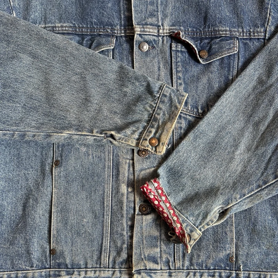 复古 20 世纪 70 年代 80 年代牧马人铆钉口袋牛仔夹克尺寸 XL — 第 2/4 张图片