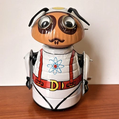 Vintage 1963  Marx Moon Creature Space Toy Tin Wind Up