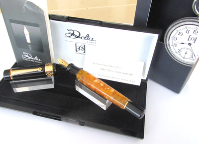 Stylo Plume Delta Modèle 365 Marbre Nacré - Plume Or 18K Neuve De Stock, écrin Inclus, Q276