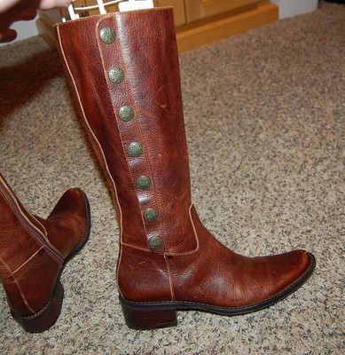 narrow leather boots