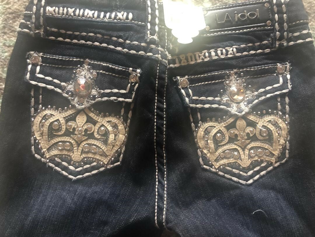 la idol capri jeans Black Friday Shop Now