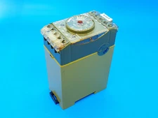 Pilz PW-1PK /1/230VWS/2U FBM Safety Relay Timing Relay 486352 Inc VAT