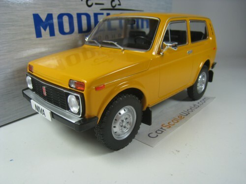 Diecast model cars Lada Niva 1/18 MCG blue foncé 1976