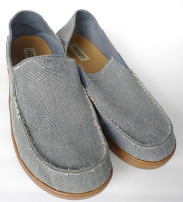 olukai puhalu canvas shoe