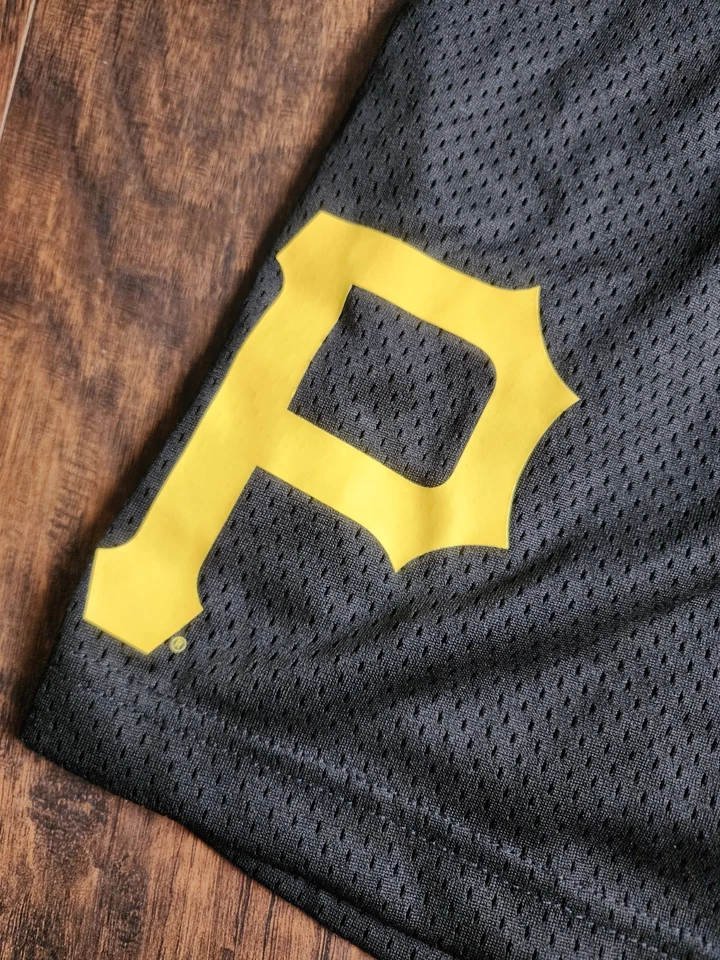 Pantalones Cortos New Era MLB Pittsburgh Pirates Tonal 2 Tonos Forrados Malla, Negros, Para Hombres M NUEVO Foto 2 de 4