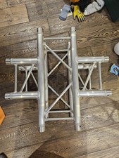 Milos M290 Aluminum Truss 4 way 90 degree X corner QTVF – Stage Lighting Rigging