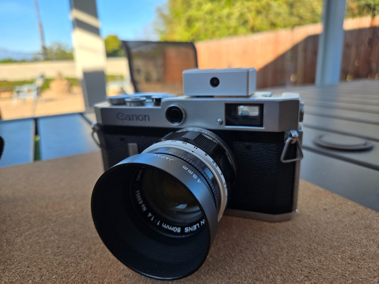 Canon P Camera rangefinder with screw mount 1.4/50mm lens (near Mint condition)