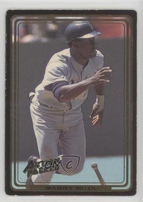 1992 Action Packed All-Star Gallery Manny Mota #83 0f5e