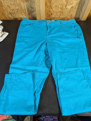 Cato Size 18w Light Blue Denim Capris