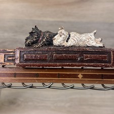 Syroco Scottish Terrier Dogs Tie Rack with Swival Inlay Vintage Board 18"