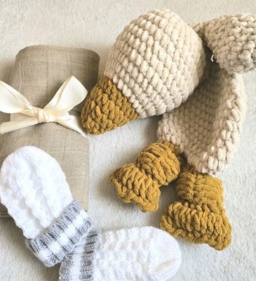 Crochet Duck Snuggly Comforter, Muslin Cloth, Knitted Mittens Baby Shower -...