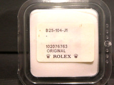 SEALED, GENUINE ROLEX WATCH ORIGINAL B25-104-J1. PLEXI GLASS. 102076763.