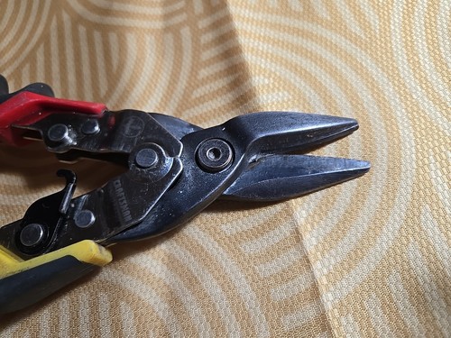 LOT OF 5 PRE-OWNED CRASFTMAN PROFESSIONAL TOOLS USA MADE SNIPS, PLIERS, ROBOGRIP - Picture 9 of 23
