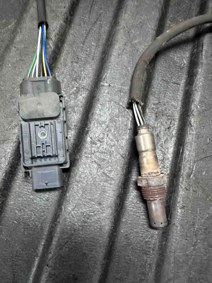 Sensore Ossigeno Lambda VOLVO S90 II 32203032 2.0 Diesel 2018 - Immagine 2 di 4