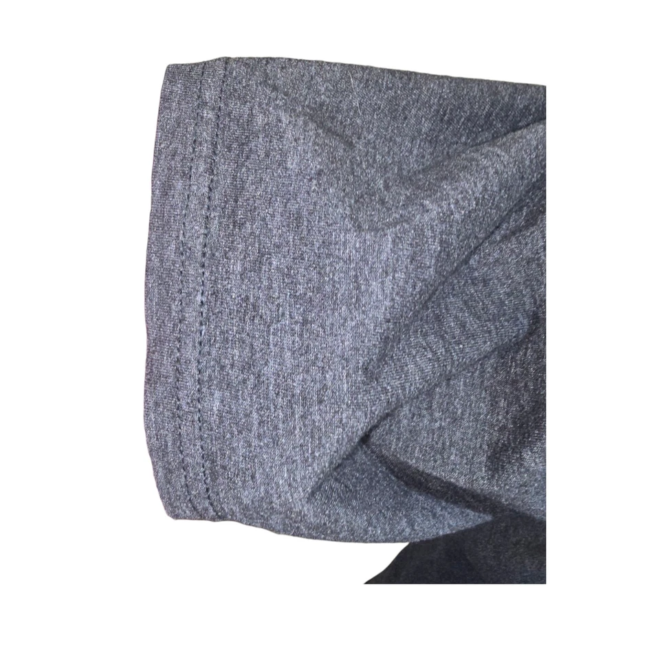 Central Michigan University T-Shirt Chippewas Grey Short Sleeve Shirt Large - Image 4 of 4