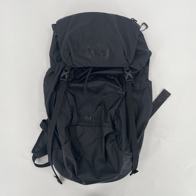REI Co-op Flash 22 Backpack in Black - Lightweight Hiking Camping Daypack