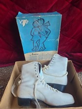 Vintage Pennys White Ice Skates W/Box Size 9 Display or Decor