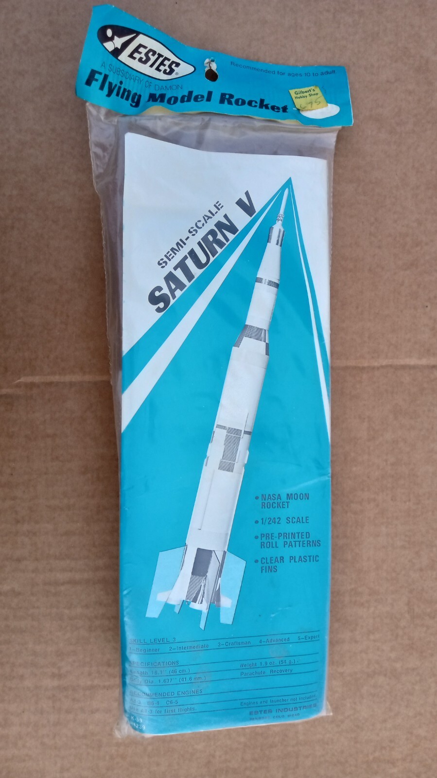 Sealed Estes K39 SemiScale Saturn V. Flying Model Rocket Kit. NIP
